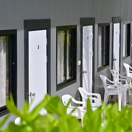 Samui Backpacker Hotel Банг-Рак Экстерьер фото