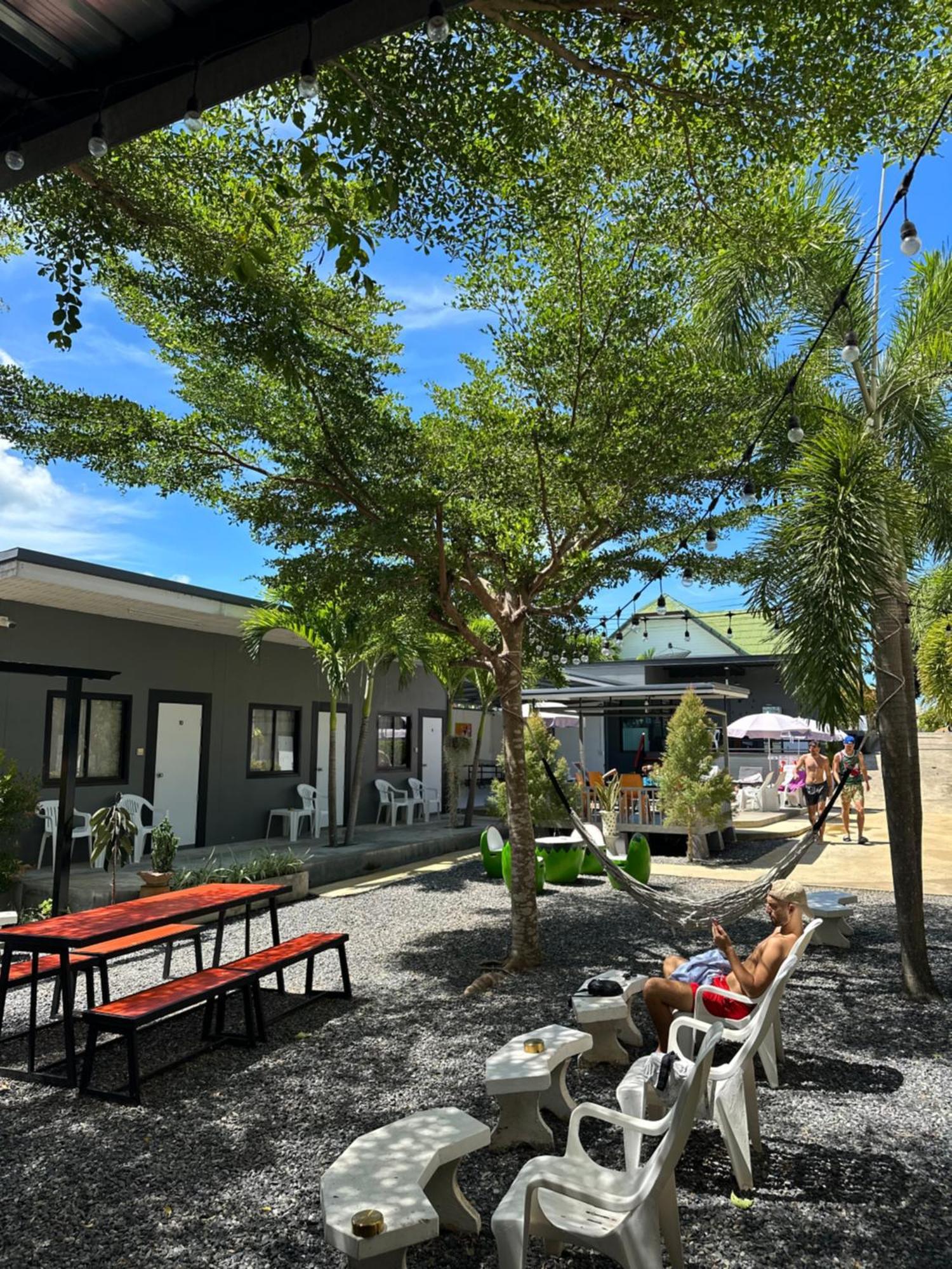 Samui Backpacker Hotel Банг-Рак Экстерьер фото
