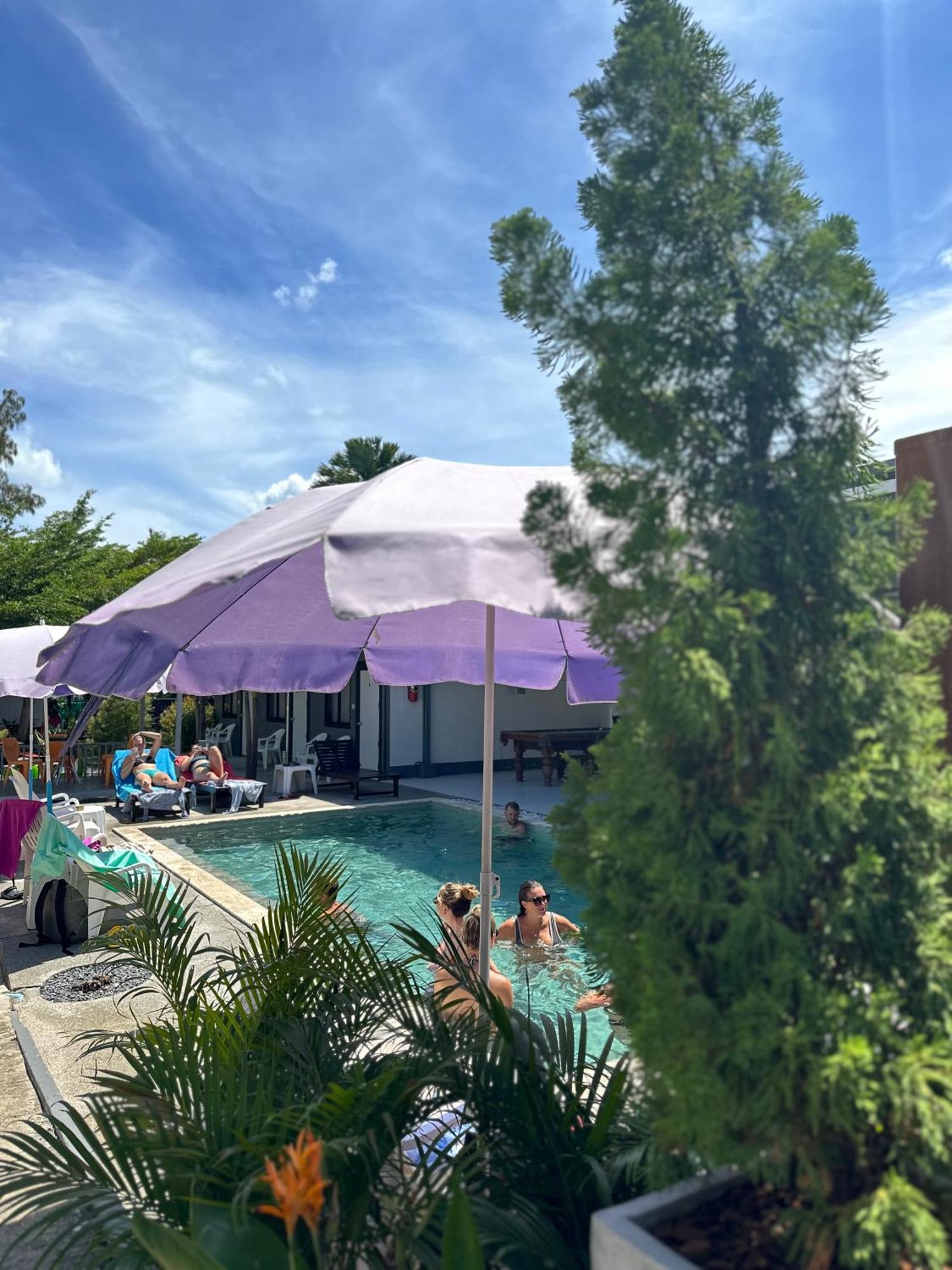 Samui Backpacker Hotel Банг-Рак Экстерьер фото
