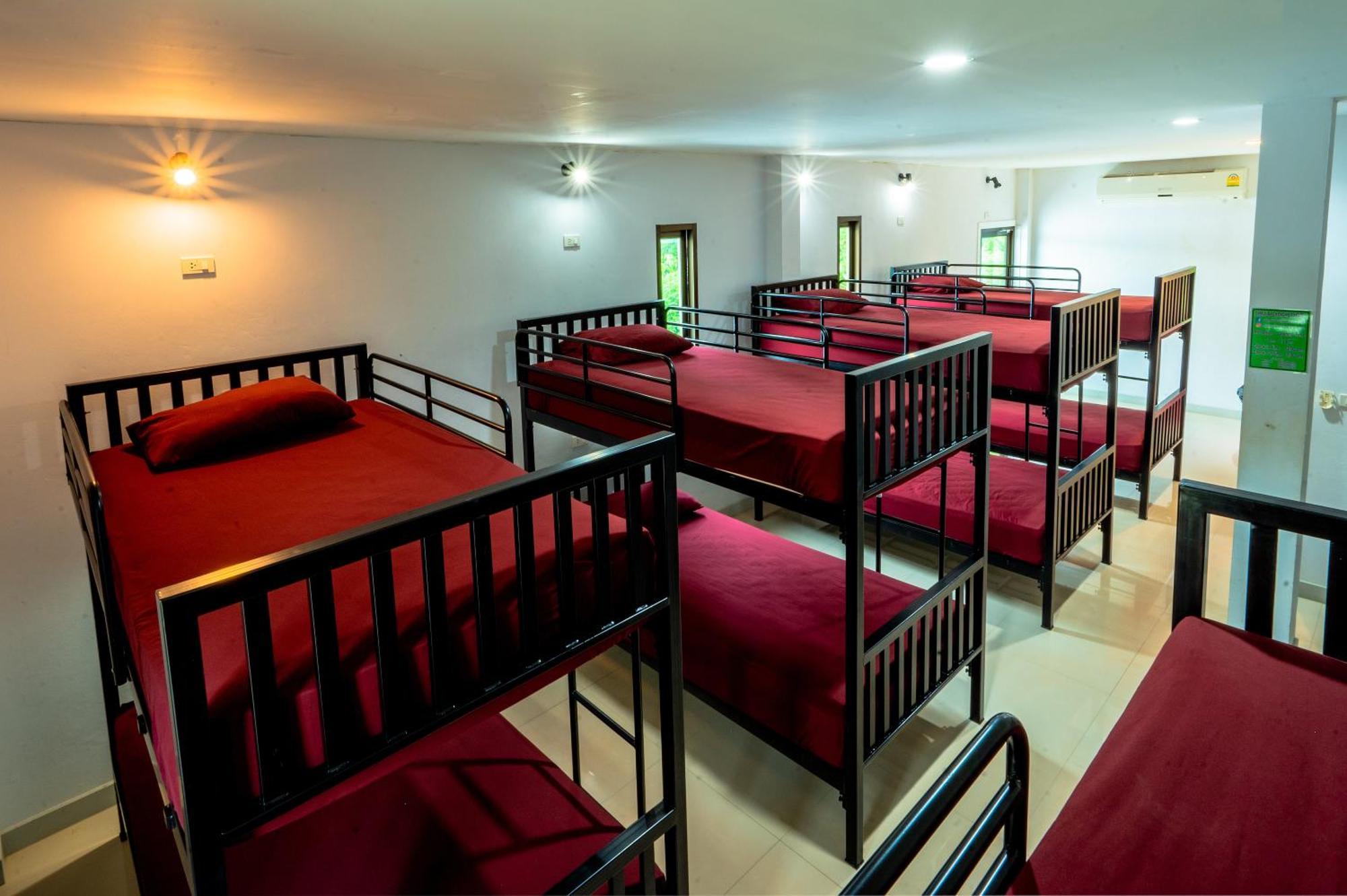 Samui Backpacker Hotel Банг-Рак Экстерьер фото