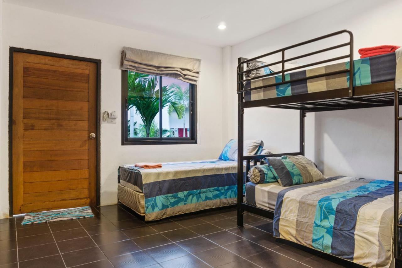 Samui Backpacker Hotel Банг-Рак Экстерьер фото